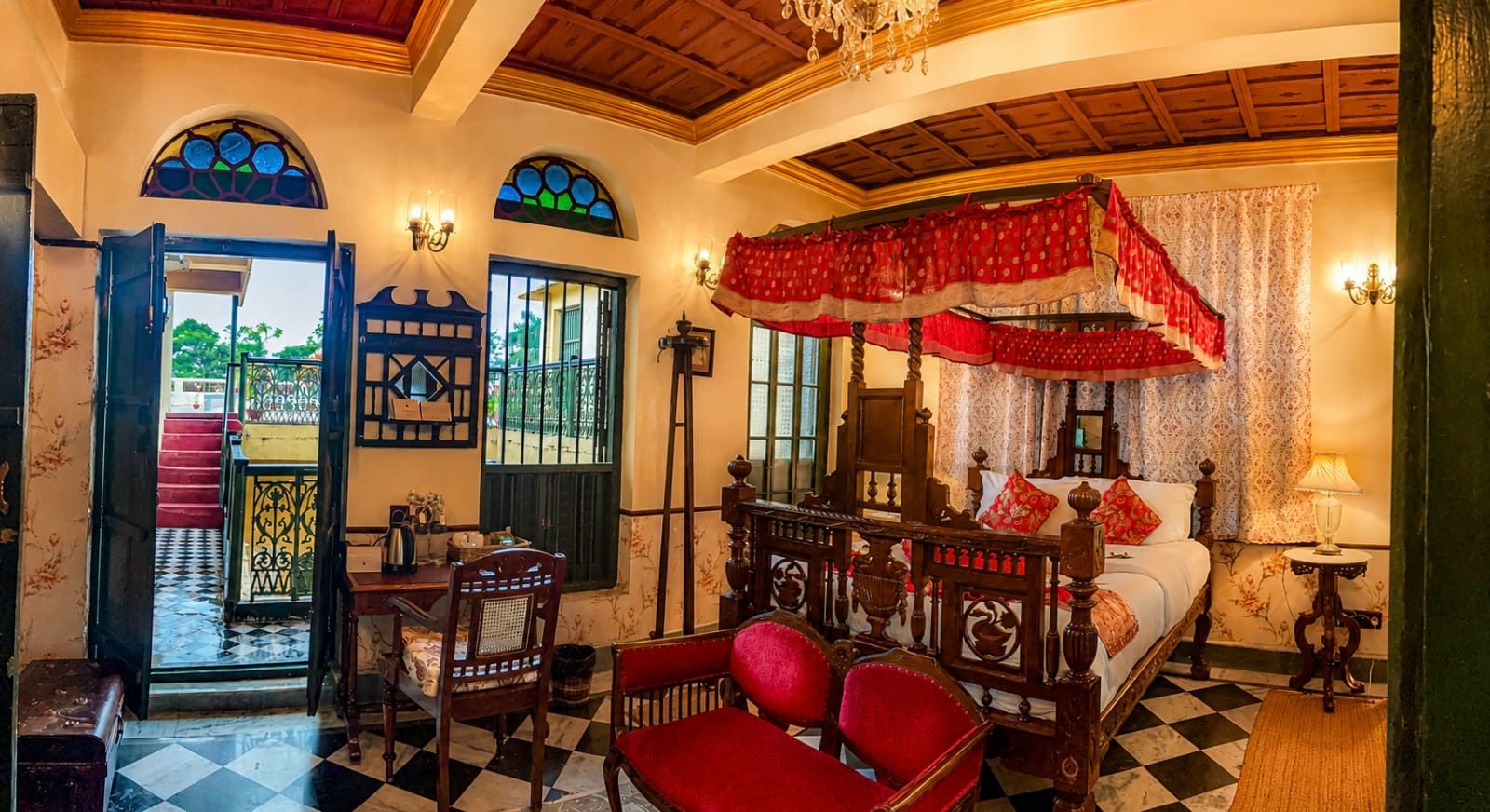 Heritage Room, warm wood ceiling
