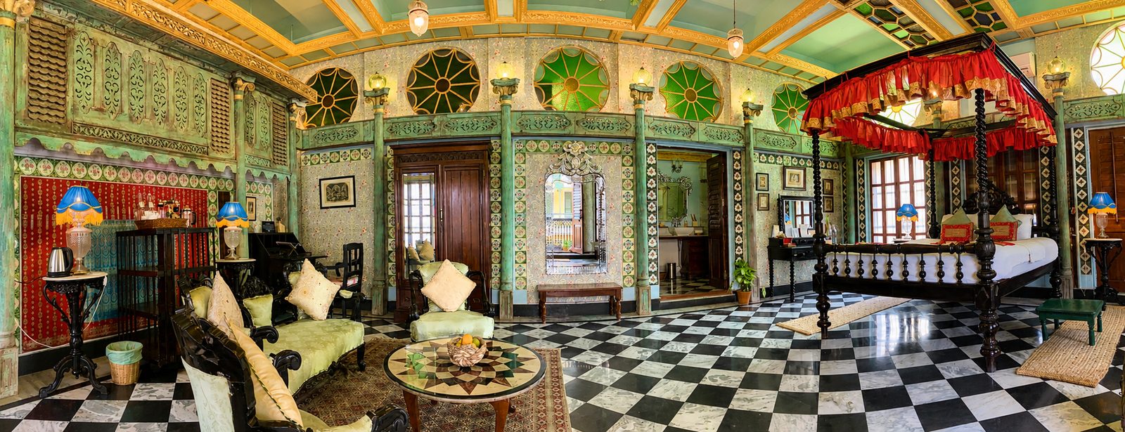Maharaja Suite, green and gold